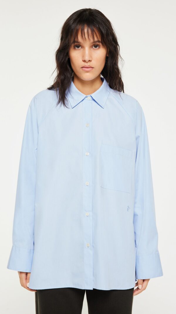 Noelle light blue